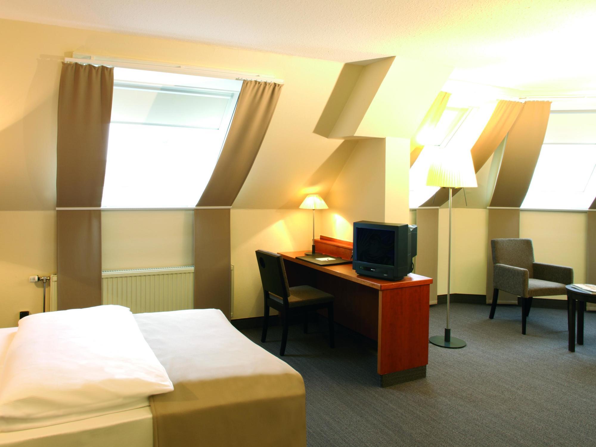 Spark By Hilton Stuttgart Σίντελφινγκεν Εξωτερικό φωτογραφία